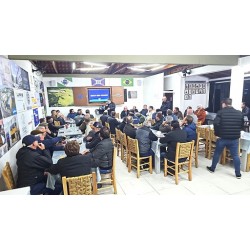 Itaqui Associação reúne associados em encontro mensal